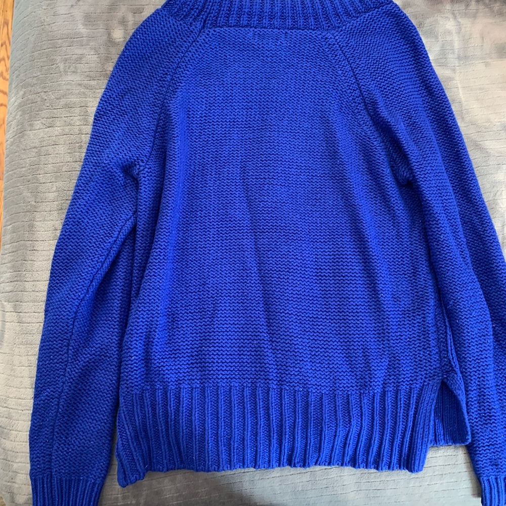 Blue sweater - Picture 3 of 3